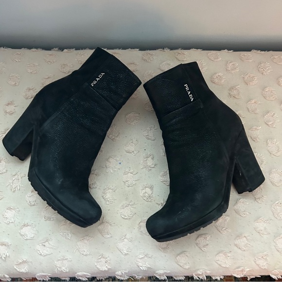 Prada Capra Antic Suede Heeled Ankle Boots Black Size 39 - Picture 1 of 11